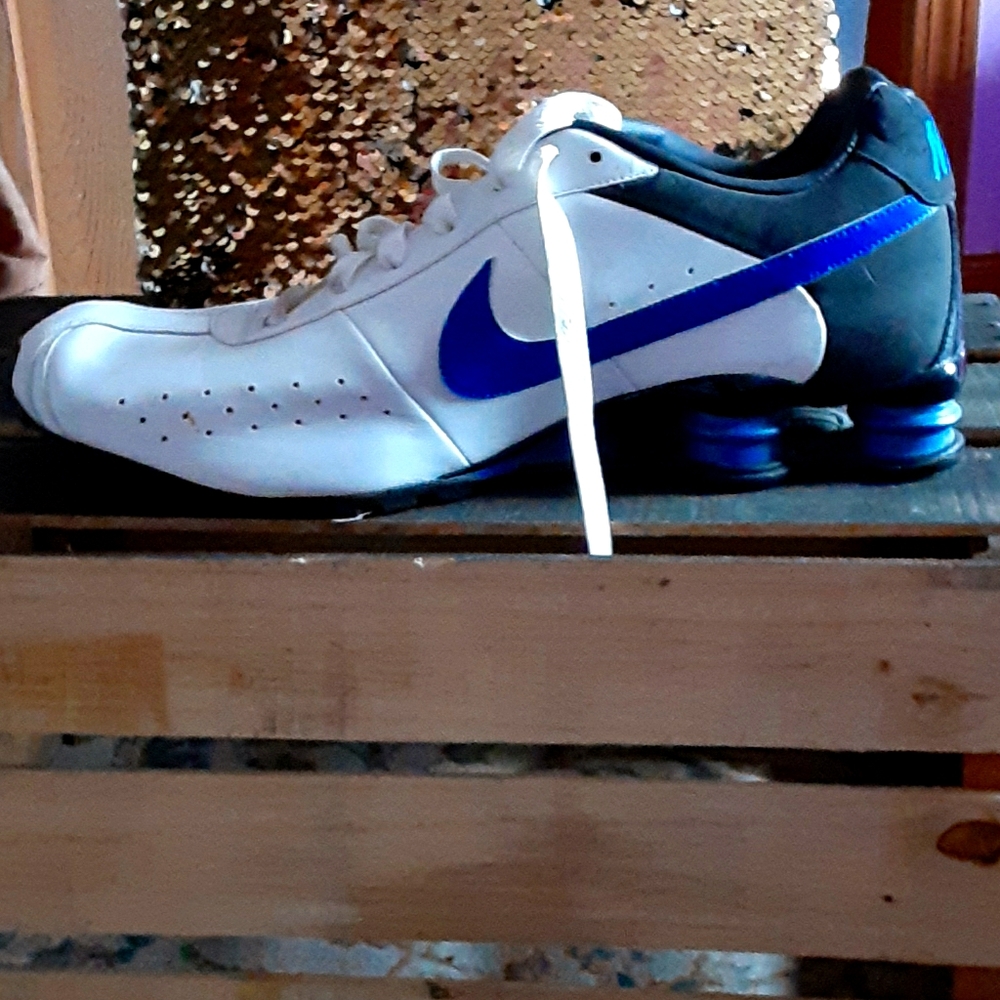 Nike shox